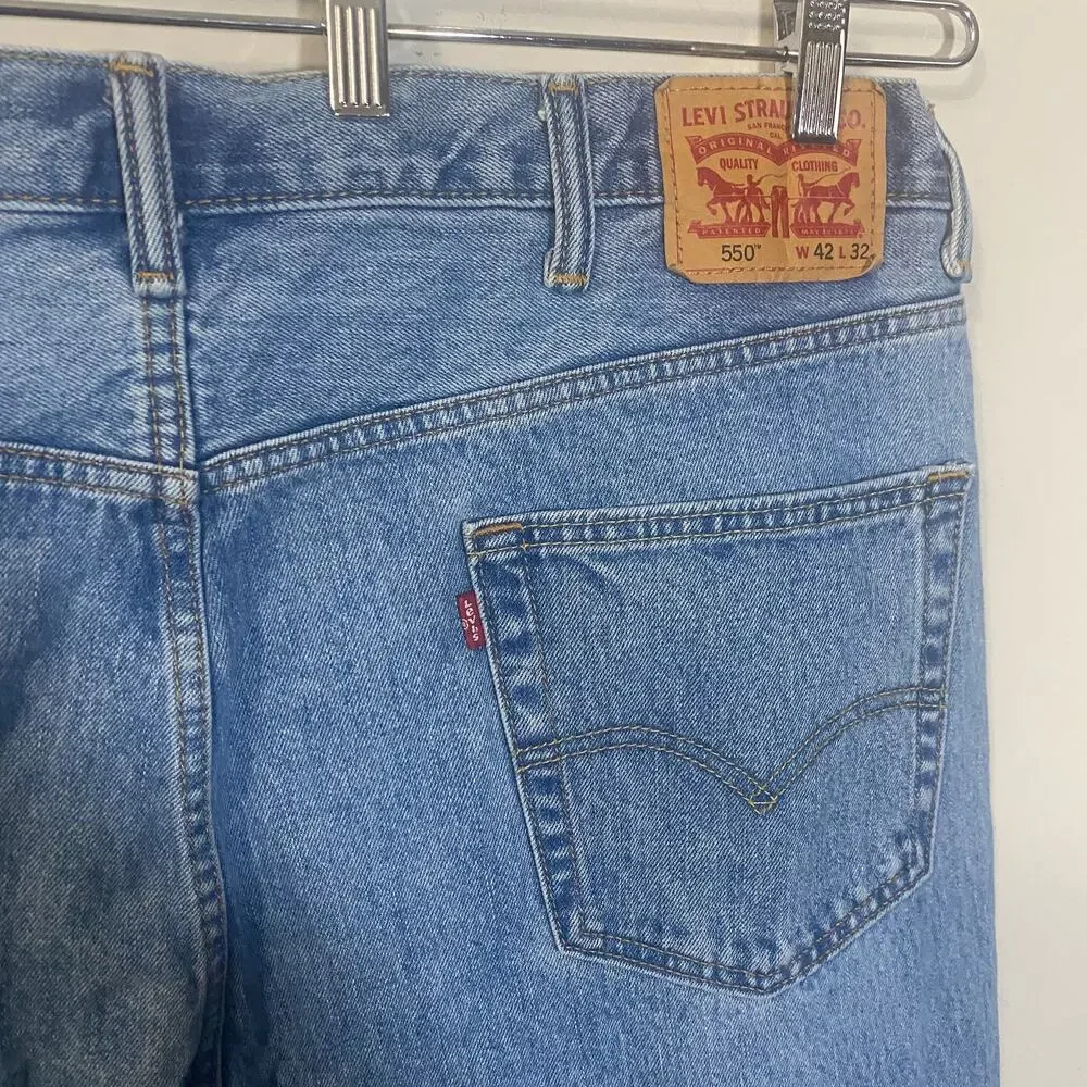Levi’s Men’s 550 Relaxed Fit Jeans Stonewash Dad Jean 100% Cotton Sz 42 x 32